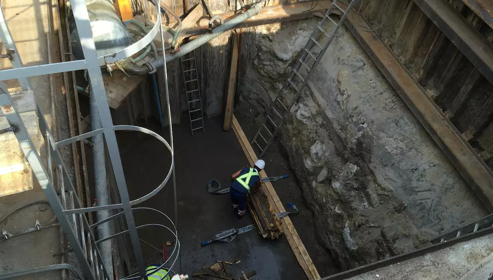 Béke téri tehermentesítő főgyűjtőcsatorna 2