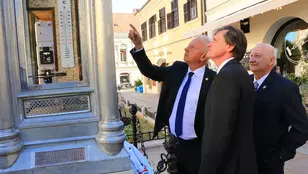 Mecsek Egyesület - Széchenyi téri időjárásjelző házikó